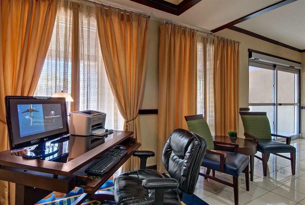 Springhill By Marriott 3*